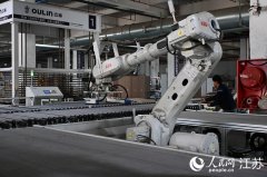 徐州邳州市：工强农兴“两开花”